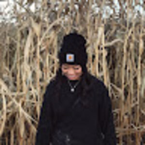 Meet your Posher, Kara